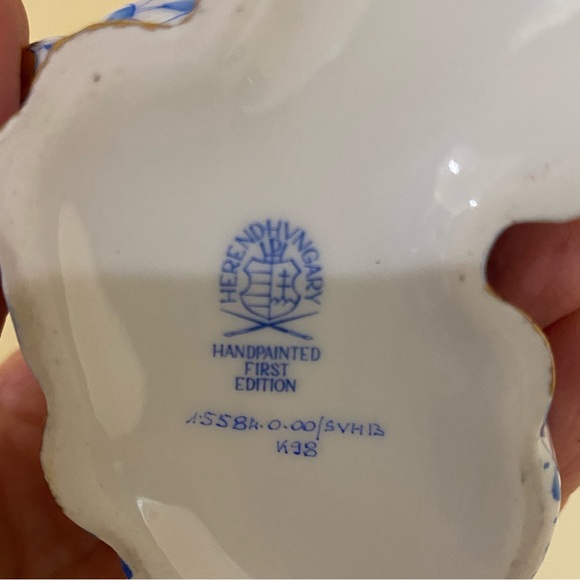 FIRST EDITION HEREND Pair of Chubby bunnies - Picture 10 of 10